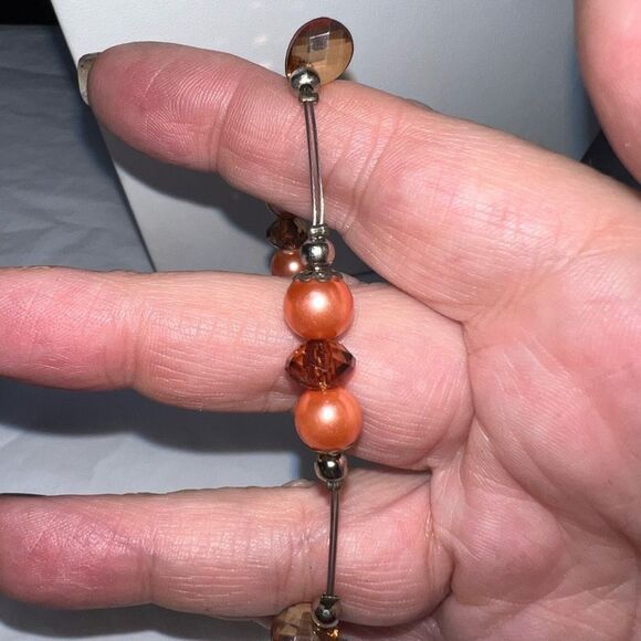 Vintage Silver Tone Wire and‎ Bead Bracelet - Picture 6 of 7